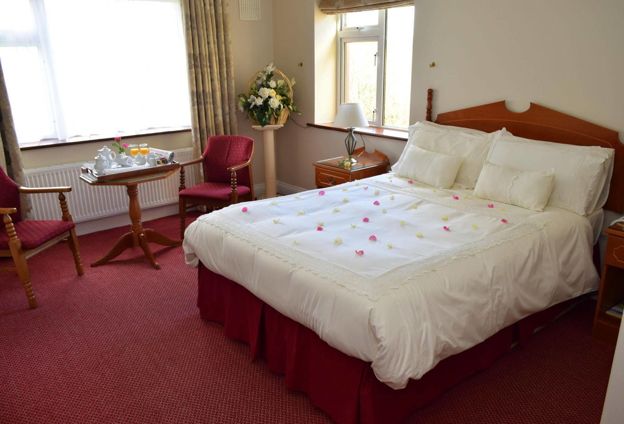 Rhu Glenn Hotel Waterford Exterior photo